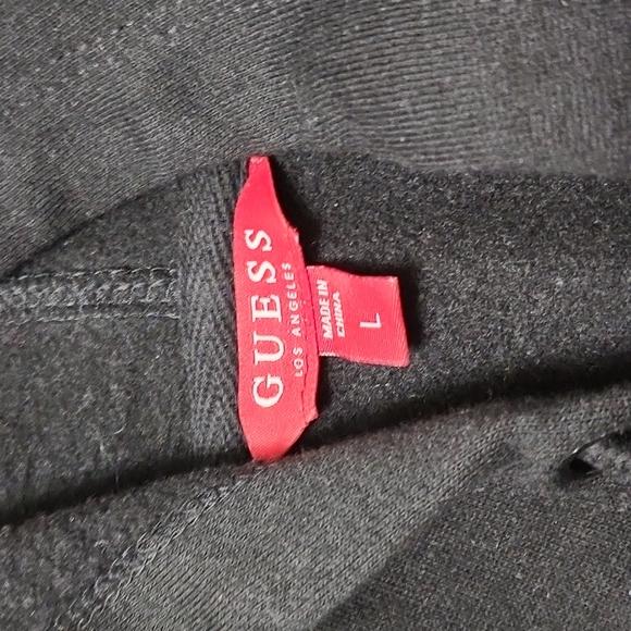 Guess crop hoodie and joggers - Picture 3 of 3
